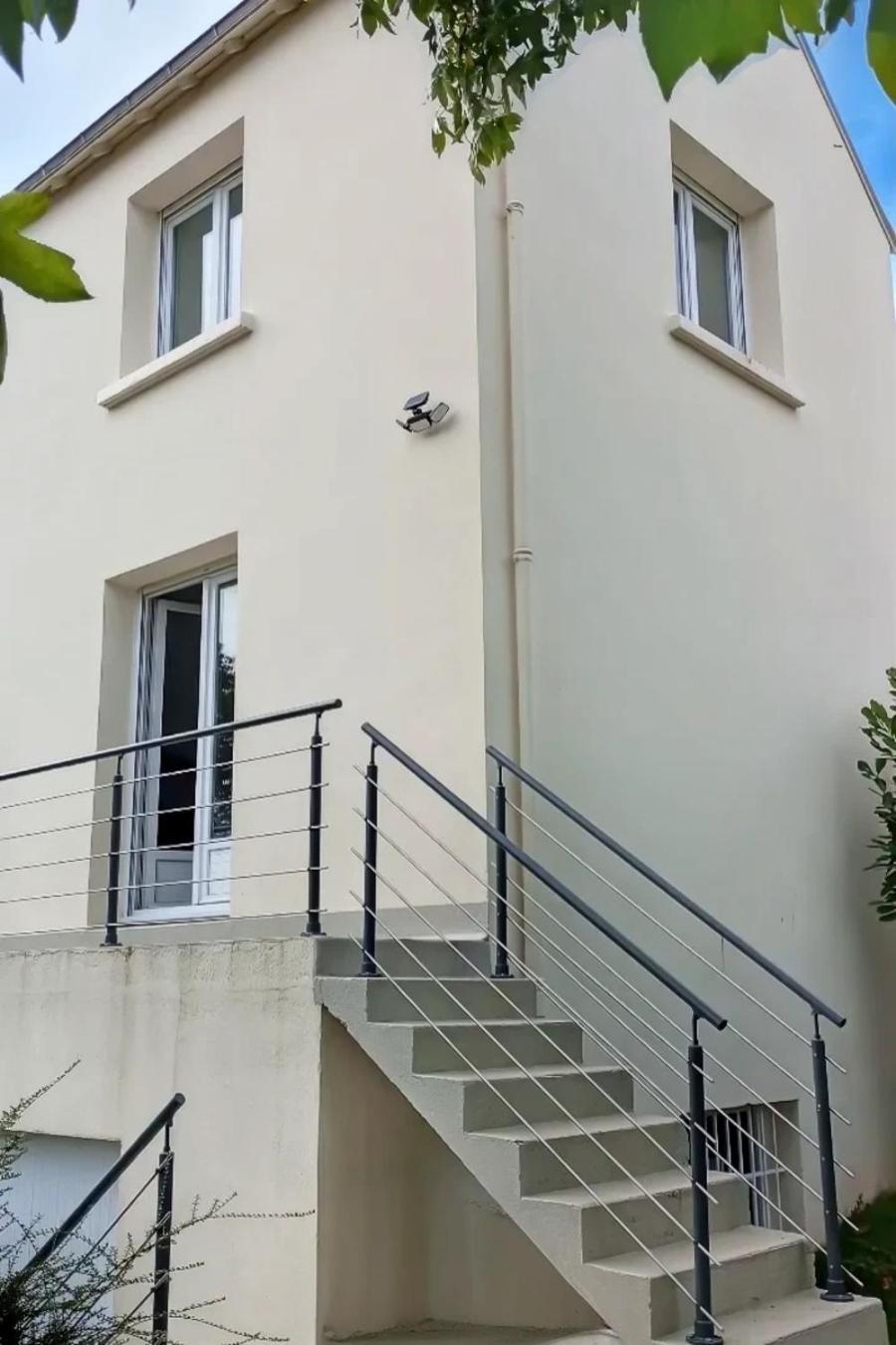 Petite Maison Avec Jardin Landrévarzec Exterior foto